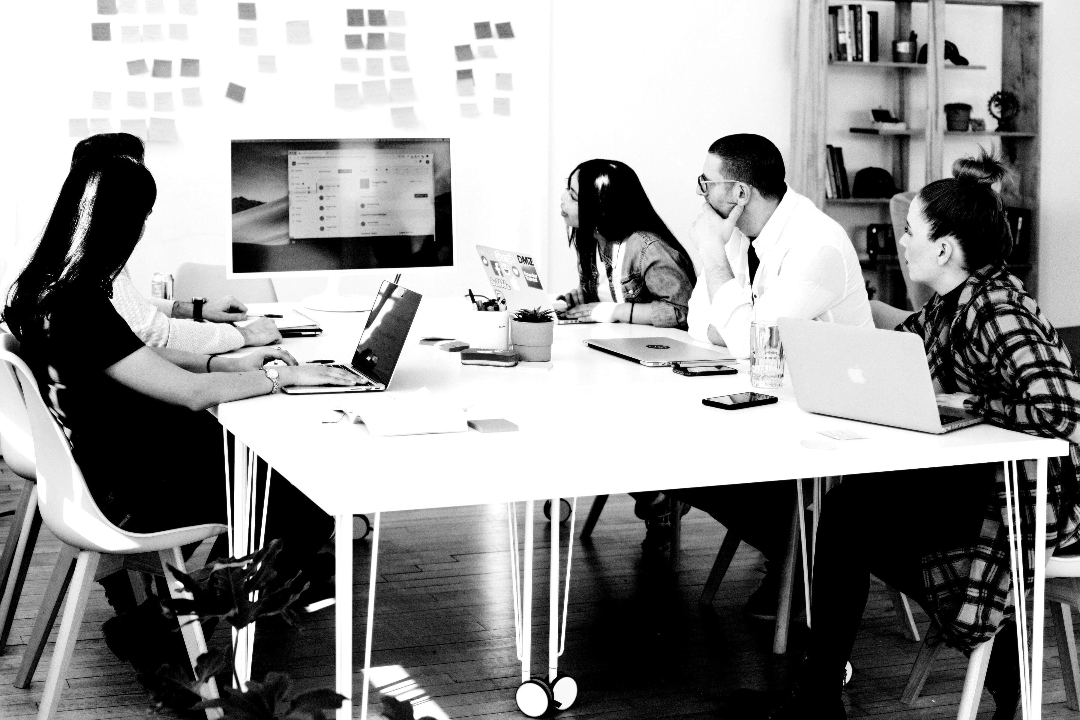 Mapping & Winning over the Buying Committee: The Journey Guide